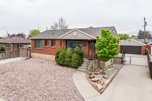 138 W 5818 S, Murray, UT 84107 - Photo 2