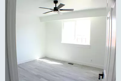 3967 S 6865 W, West Valley, UT 84128 - Photo 16