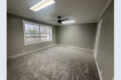 710 Ash St, Wellington, UT 84542 - Photo 10