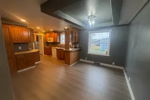 710 Ash St, Wellington, UT 84542 - Photo 6