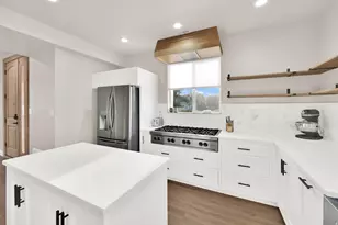 601 S 400 E, Springville, UT 84663 - Photo 8