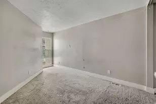 5189 S Gravenstein Park W, Murray, UT 84123 - Photo 12