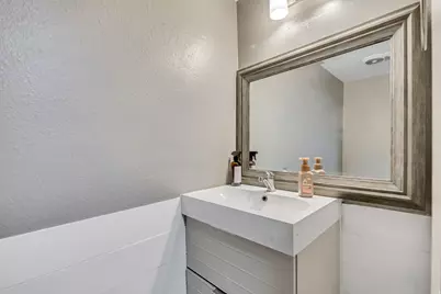 5189 S Gravenstein Park W, Murray, UT 84123 - Photo 16