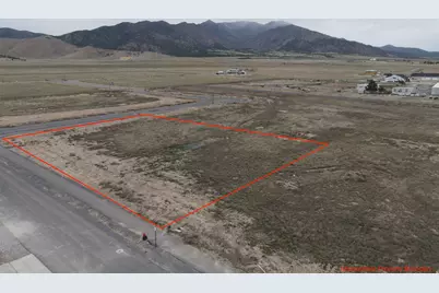 2574 N Sautter Ln #208, Eagle Mountain, UT 84005 - Photo 2