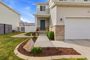 71 W 860 N, Santaquin, UT 84655 - Photo 2