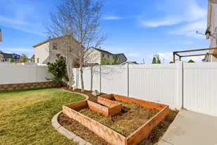 71 W 860 N, Santaquin, UT 84655 - Photo 12