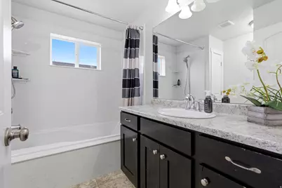 71 W 860 N, Santaquin, UT 84655 - Photo 10