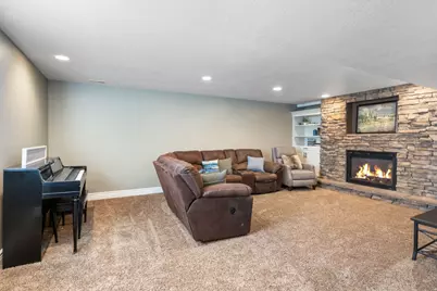 1872 S 2265 W, Syracuse, UT 84075 - Photo 26