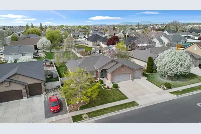 1872 S 2265 W, Syracuse, UT 84075 - Photo 46