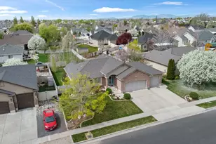 1872 S 2265 W, Syracuse, UT 84075 - Photo 46