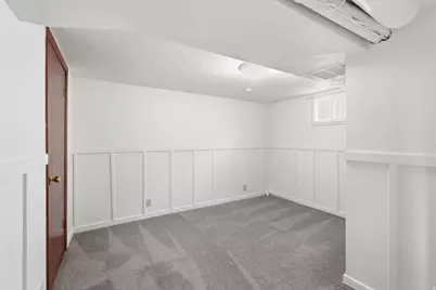 71 W 200 S, Providence, UT 84332 - Photo 14