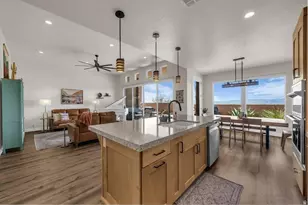 1559 W Firepit Dr, Saint George, UT 84770 - Photo 10