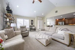 907 W 1840 S, Syracuse, UT 84075 - Photo 8