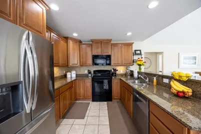 907 W 1840 S #C, Syracuse, UT 84075 - Photo 10