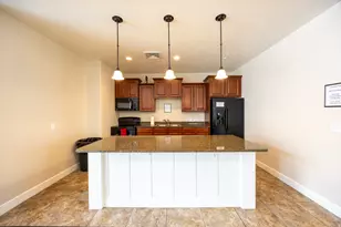 907 W 1840 S, Syracuse, UT 84075 - Photo 38