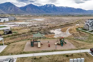 1687 N Sandpiper Dr, Salem, UT 84653 - Photo 22