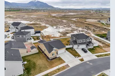 1687 N Sandpiper Dr, Salem, UT 84653 - Photo 24