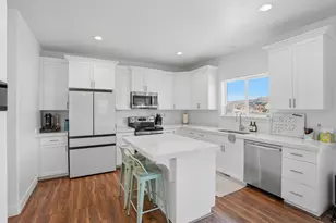 3784 N Doris Loop Rd E, Eagle Mountain, UT 84005 - Photo 12