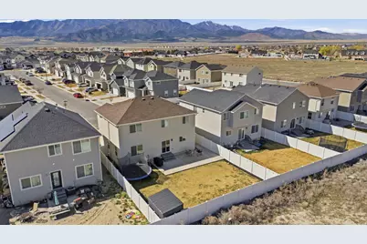 3784 N Doris Loop Rd E, Eagle Mountain, UT 84005 - Photo 44