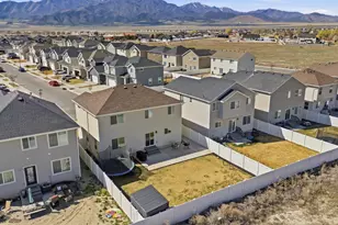 3784 N Doris Loop Rd E, Eagle Mountain, UT 84005 - Photo 44