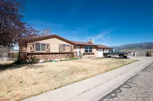 191 E 1000 N, Beaver, UT 84713 - Photo 2