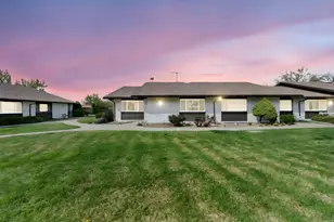 1047 E Eastgate Rd S, Murray, UT 84117 - Photo 1