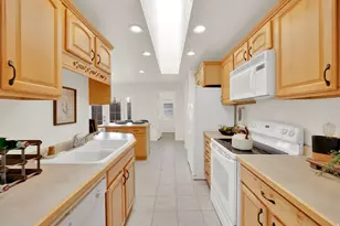 1047 E Eastgate Rd S, Murray, UT 84117 - Photo 12