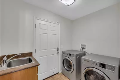1732 W 540 N #109, Saint George, UT 84770 - Photo 14