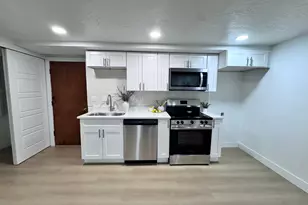 3927 W Rawhide Dr S, West Valley, UT 84120 - Photo 16