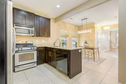 1114 N Shepard Creek Pkwy #10, Farmington, UT 84025 - Photo 6