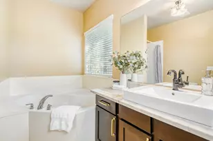 1114 N Shepard Crk Pkwy, Farmington, UT 84025 - Photo 12