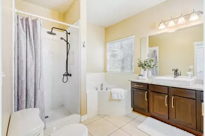 1114 N Shepard Creek Pkwy #10, Farmington, UT 84025 - Photo 14