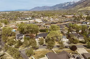 1209 E Bear Holw Cv, Draper, UT 84020 - Photo 80
