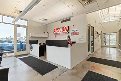 825 S Gladiola St, Salt Lake City, UT 84104 - Photo 4