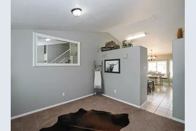 7335 S Quartz Hill Dr, West Jordan, UT 84081 - Photo 10