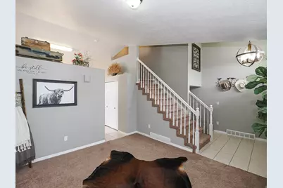 7335 S Quartz Hill Dr, West Jordan, UT 84081 - Photo 10