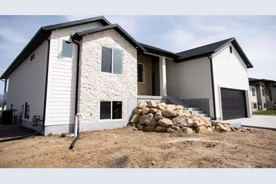 4586 S 6300 W, Hooper, UT 84315 - Photo 2