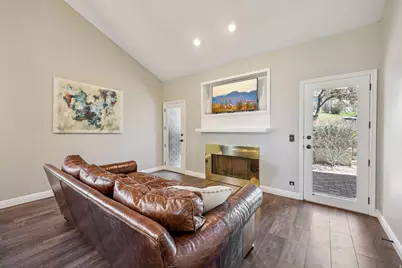 819 N Juniperpoint Dr, Salt Lake City, UT 84103 - Photo 12