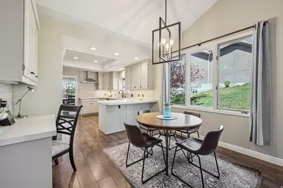 819 N Juniperpoint Dr, Salt Lake City, UT 84103 - Photo 10