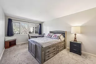819 N Juniperpoint Dr, Salt Lake City, UT 84103 - Photo 32