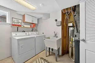 9609 S Tj Dr E, Sandy, UT 84070 - Photo 26