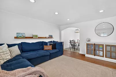 9609 S Tj Dr E, Sandy, UT 84070 - Photo 8