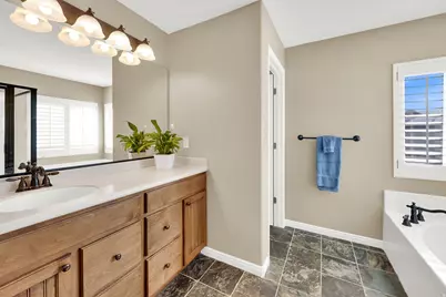 2141 W Aspen Wood Loop N, Lehi, UT 84048 - Photo 14