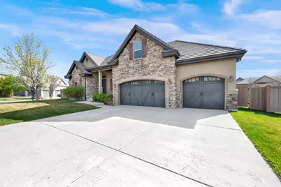 2141 W Aspen Wood Loop N, Lehi, UT 84048 - Photo 2