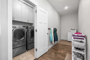 83 N Sunset Dr, Vineyard, UT 84059 - Photo 12