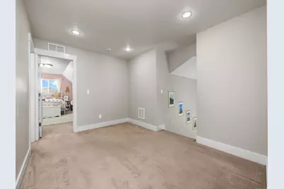 83 N Sunset Dr, Vineyard, UT 84059 - Photo 14