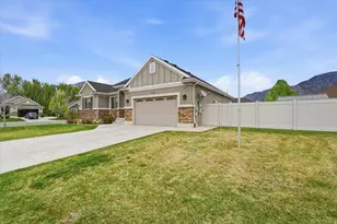 1690 N 60 W, North Ogden, UT 84404 - Photo 32