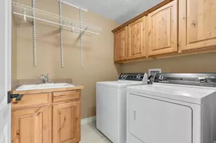 5493 W Varenna St, Herriman, UT 84096 - Photo 14