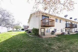 111 E Center St, Clearfield, UT 84015 - Photo 14