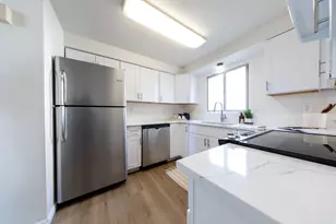 111 E Center St, Clearfield, UT 84015 - Photo 6